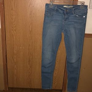 Skinny jeans
